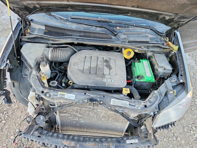 Photo 12 from auction – 2017 DODGE GRAND CARAVAN with VIN 2C4RDGCG0HR716668