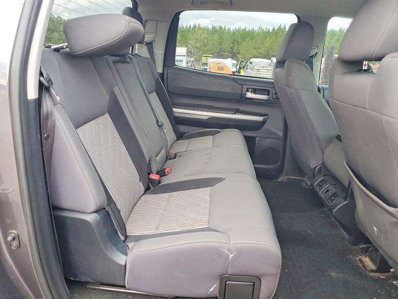 Photo 10 from auction – 2016 TOYOTA TUNDRA CRE with VIN 5TFDY5F13GX516636