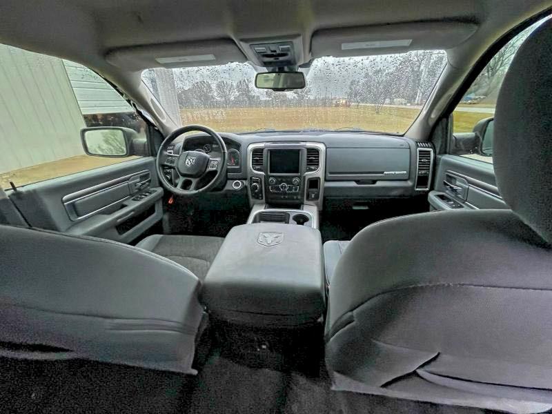 Photo 9 from auction – 2019 RAM 1500 CLASS with VIN 1C6RR7LT6KS620863