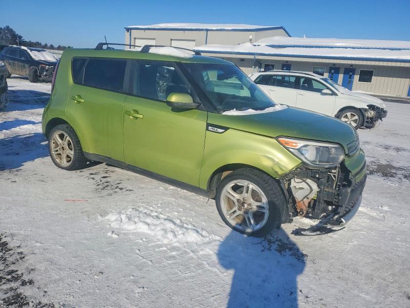 Photo 4 from auction – 2017 KIA SOUL with VIN KNDJP3A58H7884736