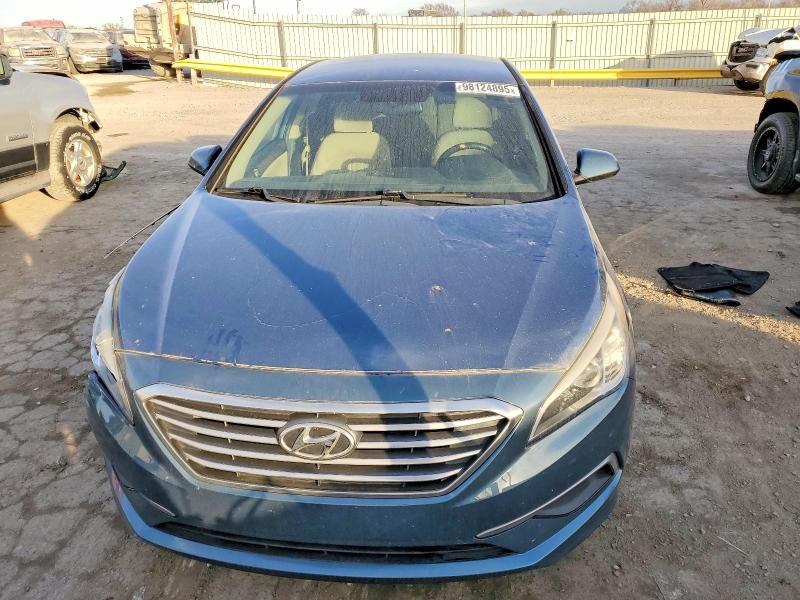 Photo 5 from auction – 2016 HYUNDAI SONATA with VIN 5NPE24AF4GH382413