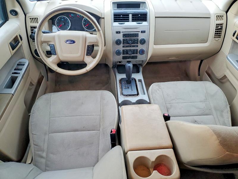 Photo 8 from auction – 2010 FORD ESCAPE XLT with VIN 1FMCU9D79AKC72612