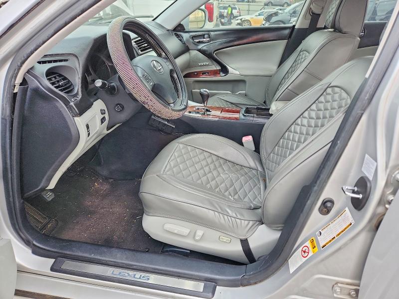 Photo 7 from auction – 2006 LEXUS IS with VIN JTHBE262265004480