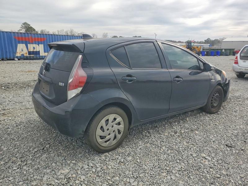 Photo 3 from auction – 2016 TOYOTA PRIUS C with VIN JTDKDTB37G1590594