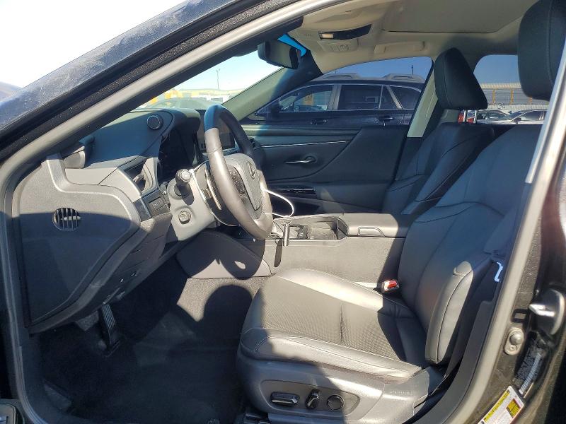 Photo 7 from auction – 2025 LEXUS ES with VIN 58ADA1C13SU055521
