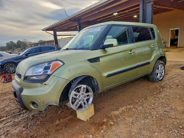 KIA SOUL 2011 with VIN KNDJT2A29B7255246 - Photo from auction