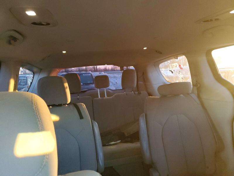 Photo 10 from auction – 2018 CHRYSLER PACIFICA with VIN 2C4RC1DG8JR253747