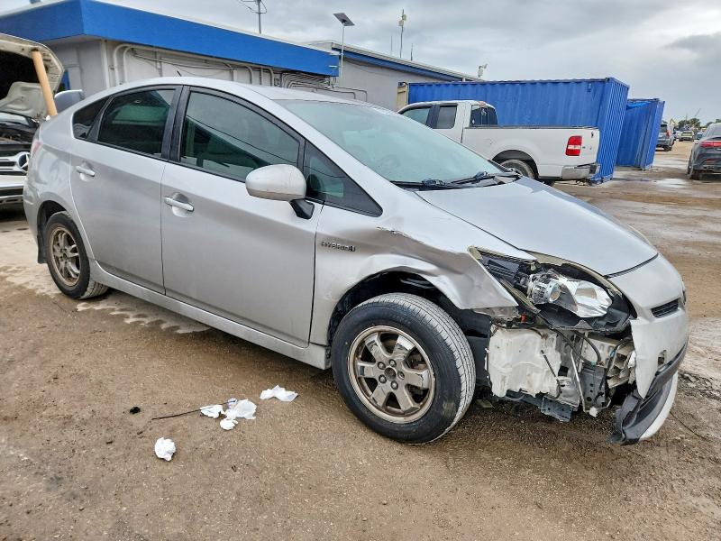 Photo 4 from auction – 2012 TOYOTA PRIUS with VIN JTDKN3DU4C0333136