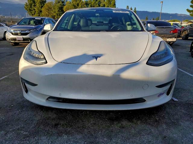 Photo 5 from auction – 2019 TESLA MODEL 3 with VIN 5YJ3E1EA2KF485610