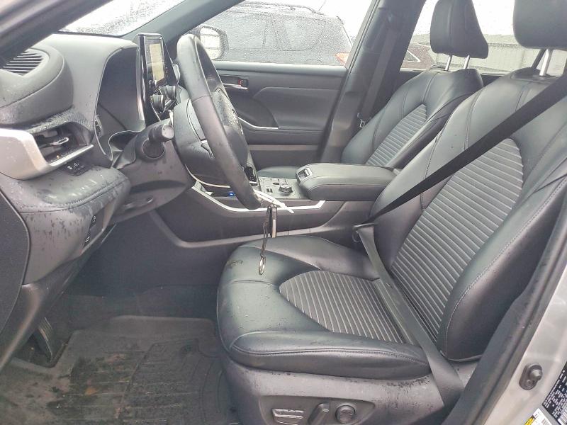 Photo 7 from auction – 2023 TOYOTA HIGHLANDER with VIN 5TDKDRBH9PS016516