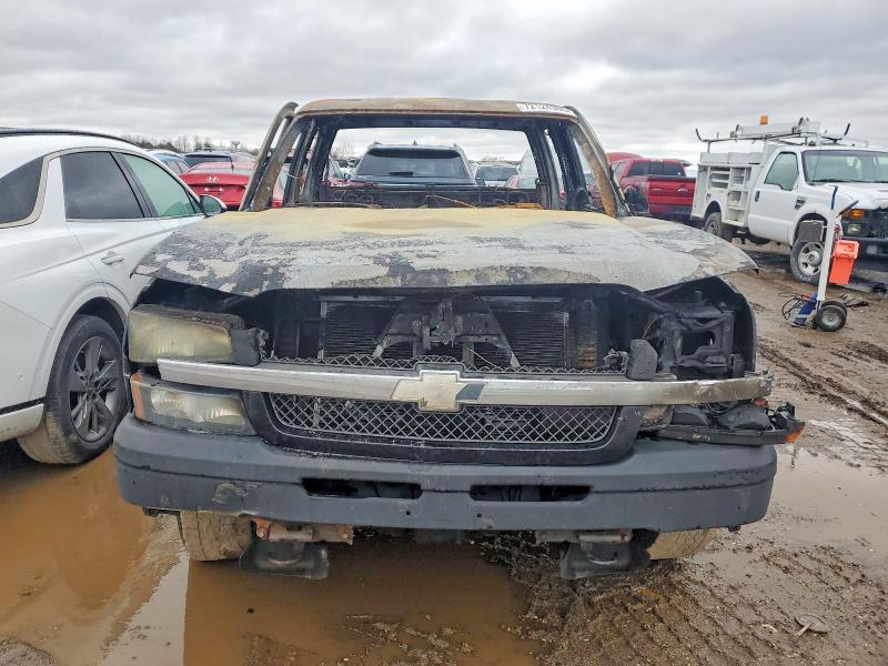 Photo 5 from auction – 2005 CHEVROLET SILVERADO with VIN 2GCEK19B051323731