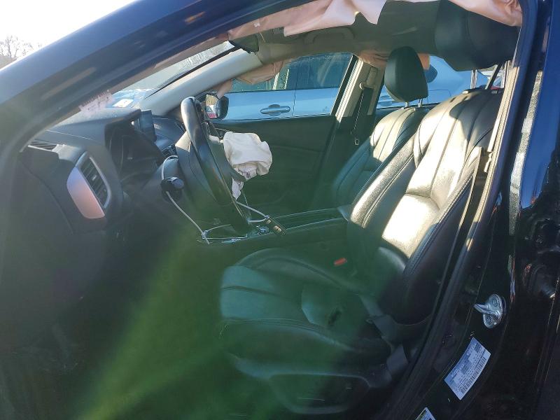 Photo 7 from auction – 2018 MAZDA 3 with VIN 3MZBN1L35JM227900