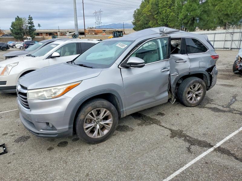 TOYOTA HIGHLANDER 2016 with VIN 5TDZKRFH8GS133678 - Photo from auction