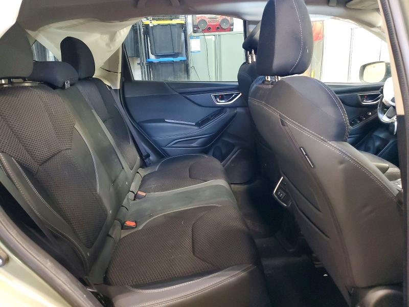 Photo 11 from auction – 2021 SUBARU FORESTER T with VIN JF2SKEJC4MH423035