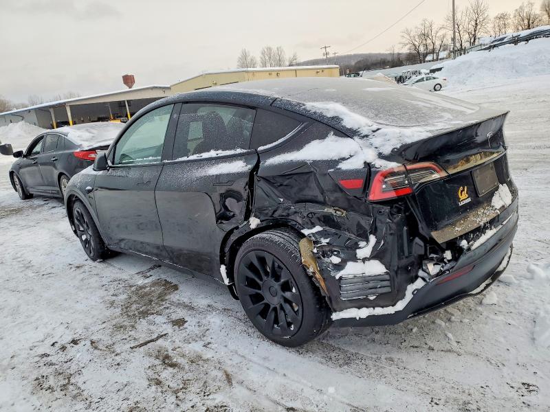 Foto 2 de la subasta – 2021 TESLA MODEL Y con VIN 5YJYGAEE4MF125809