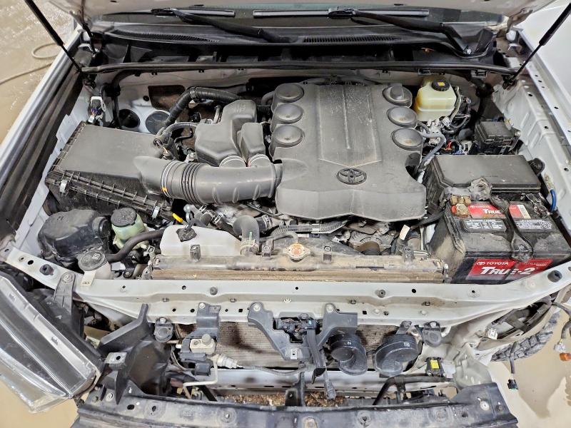 Photo 11 from auction – 2020 TOYOTA 4RUNNER SR with VIN JTEBU5JR8L5772434