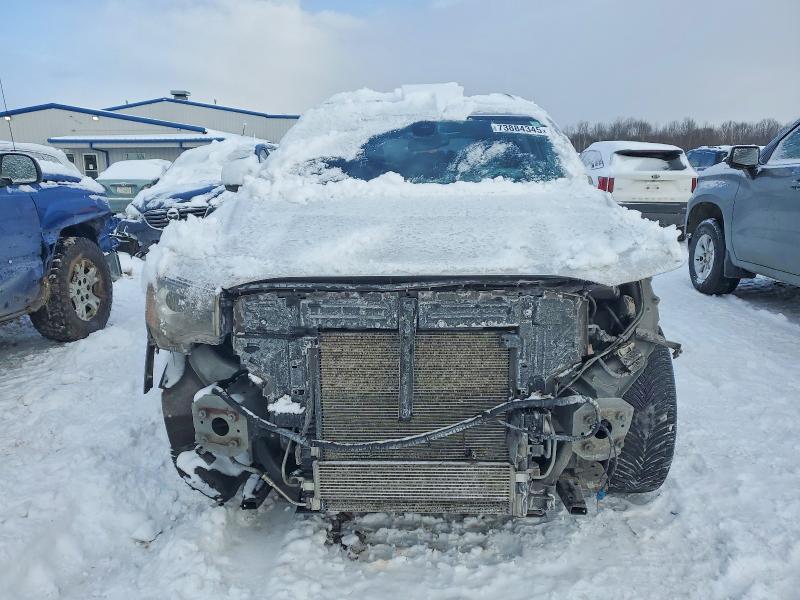 Photo 5 from auction – 2018 GMC ACADIA SLT with VIN 1GKKNWLS6JZ158399
