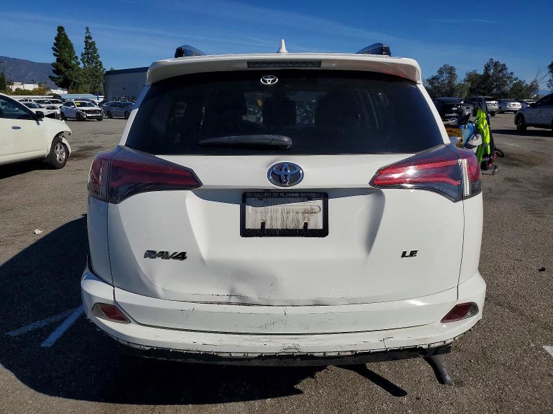 Photo 6 from auction – 2017 TOYOTA RAV4 LE with VIN JTMZFREV9HJ137829