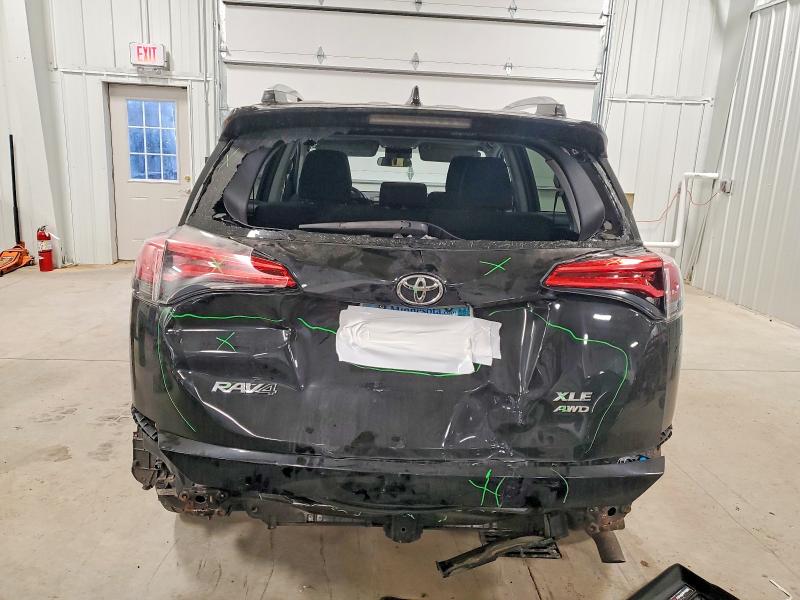 Photo 6 from auction – 2016 TOYOTA RAV4 XLE with VIN 2T3RFREV7GW518367