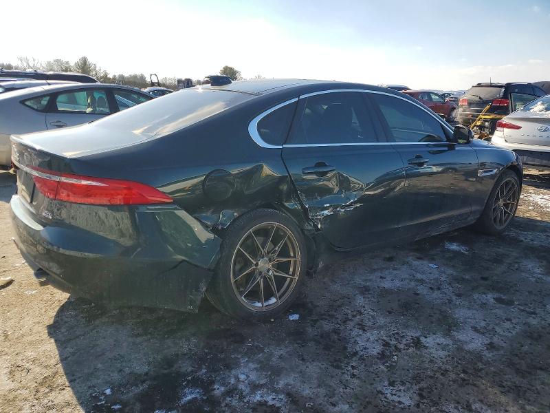 Photo 3 from auction – 2016 JAGUAR XF PRESTIG with VIN SAJBK4BV3GCY16178