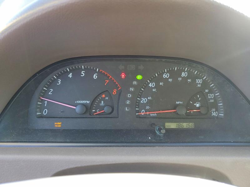 Photo 9 from auction – 2004 TOYOTA CAMRY LE with VIN 4T1BE32K64U805568