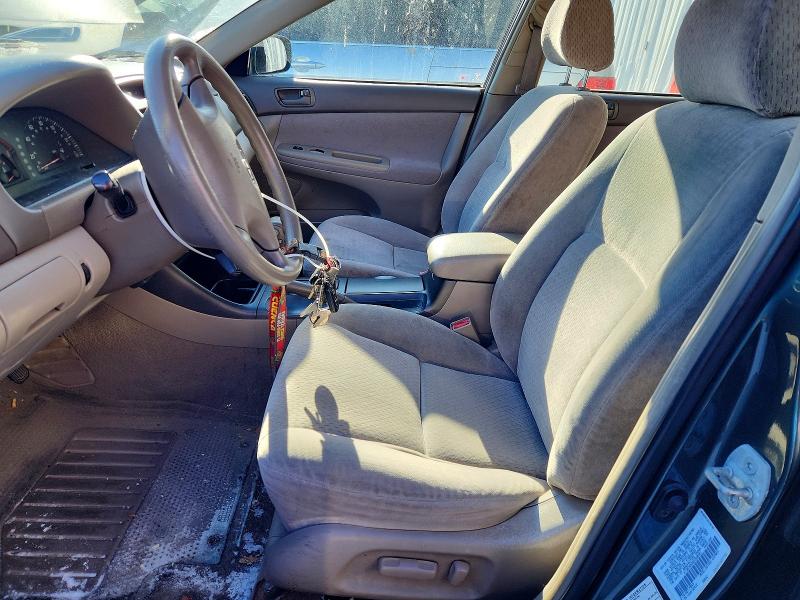 Photo 7 from auction – 2002 TOYOTA CAMRY with VIN 4T1BE32K92U508081