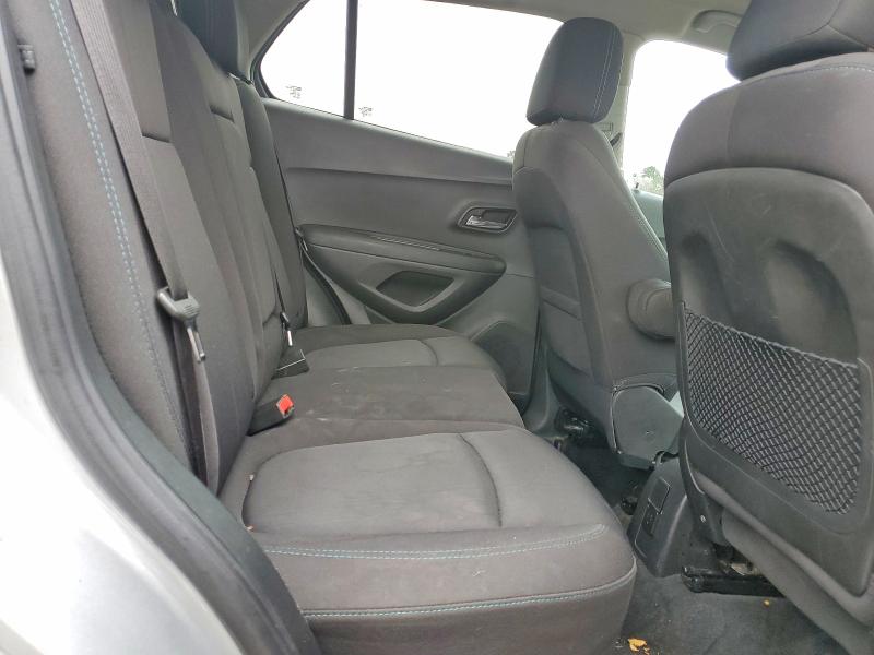 Photo 11 from auction – 2016 CHEVROLET TRAX 1LT with VIN 3GNCJLSB0GL201895