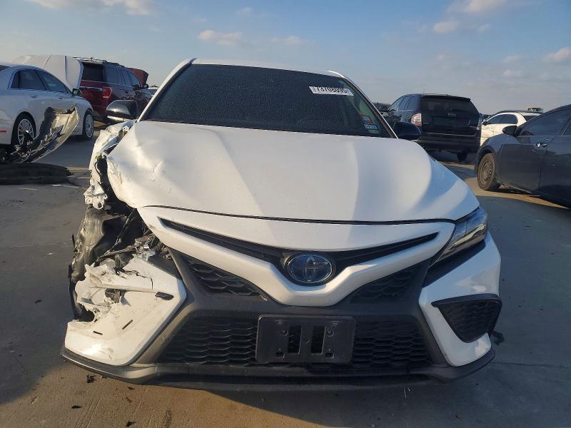 Photo 5 from auction – 2022 TOYOTA CAMRY with VIN 4T1G31AK4NU034062