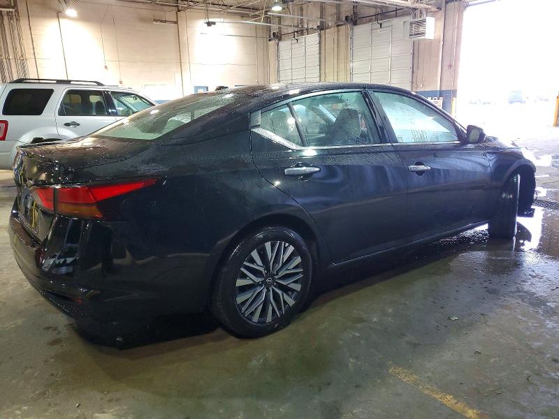 Photo 3 from auction – 2025 NISSAN ALTIMA SV with VIN 1N4BL4DV0SN329516