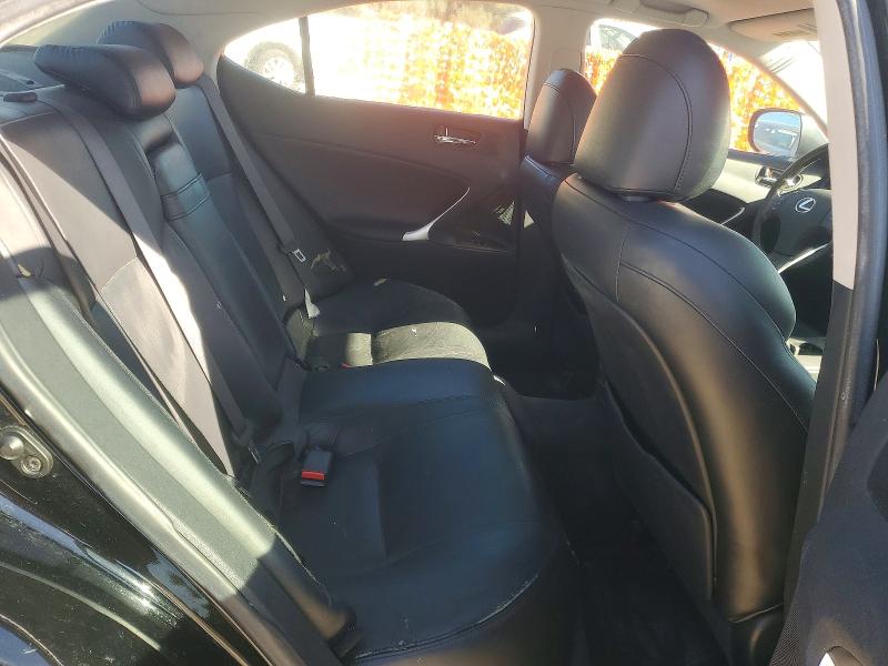 Photo 10 from auction – 2006 LEXUS IS with VIN JTHBE262662002331