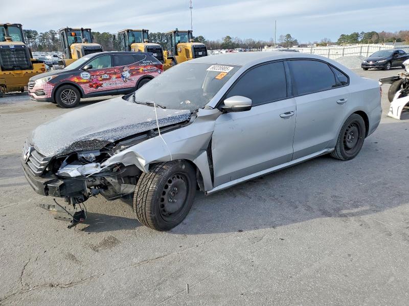 VOLKSWAGEN PASSAT S 2013 with VIN 1VWAP7A37DC059873 - Photo from auction