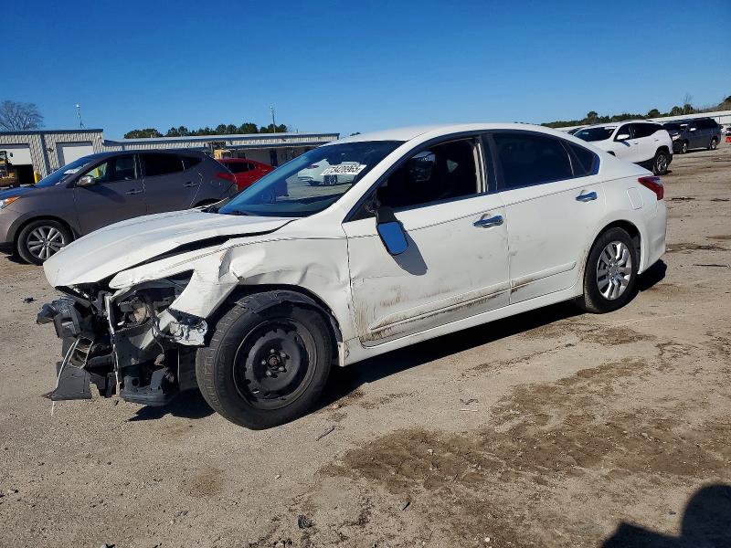 NISSAN ALTIMA 2017 with VIN 1N4AL3AP7HN319621 - Photo from auction