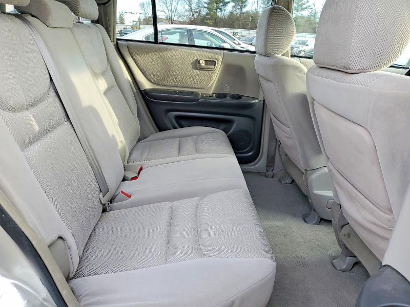 Photo 10 from auction – 2001 TOYOTA HIGHLANDER with VIN JTEHD21A110001326