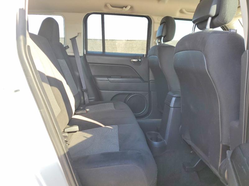 Photo 11 from auction – 2017 JEEP PATRIOT SP with VIN 1C4NJPBA1HD209916