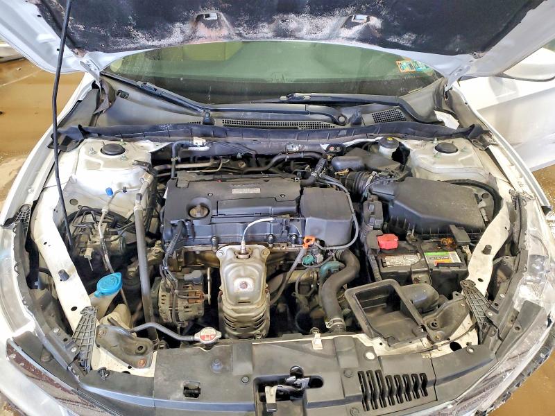 Photo 11 from auction – 2016 HONDA ACCORD with VIN 1HGCR2F37GA059018