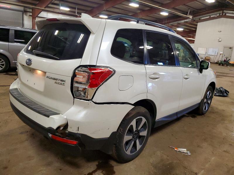 Photo 3 from auction – 2017 SUBARU FORESTER 2 with VIN JF2SJAEC6HH528722