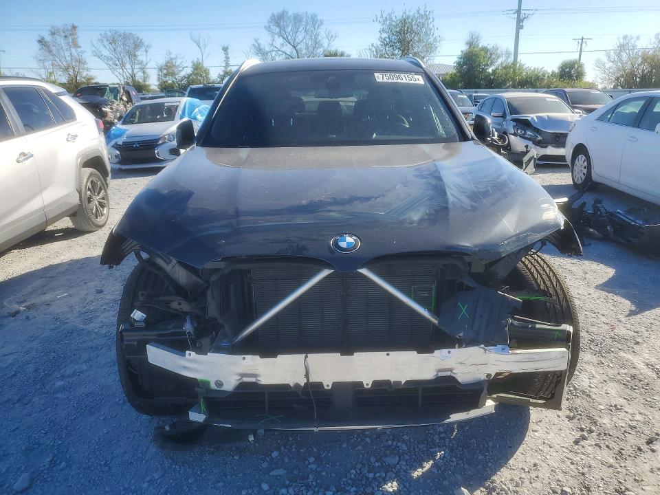 Photo 5 from auction – 2022 BMW X3 SDRIVE3 with VIN 5UX43DP06N9L91002