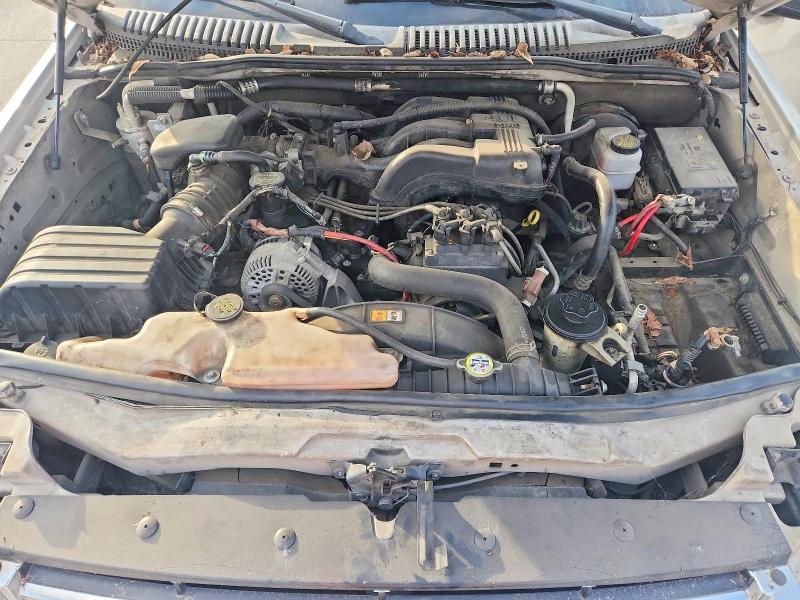 Photo 12 from auction – 2008 FORD EXPLORER X with VIN 1FMEU63E38UA77885