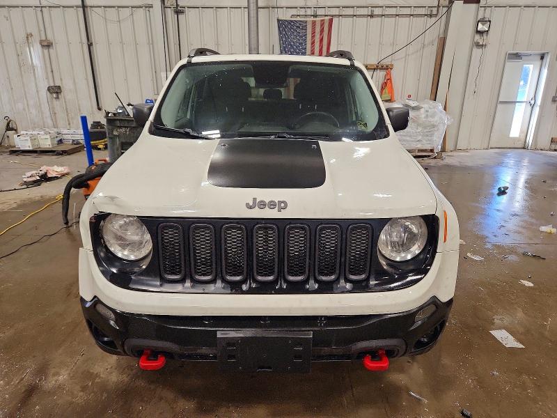 Photo 5 from auction – 2017 JEEP RENEGADE T with VIN ZACCJBCB0HPE68285