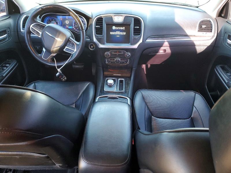 Photo 8 from auction – 2019 CHRYSLER 300 LIMITE with VIN 2C3CCAKGXKH610978