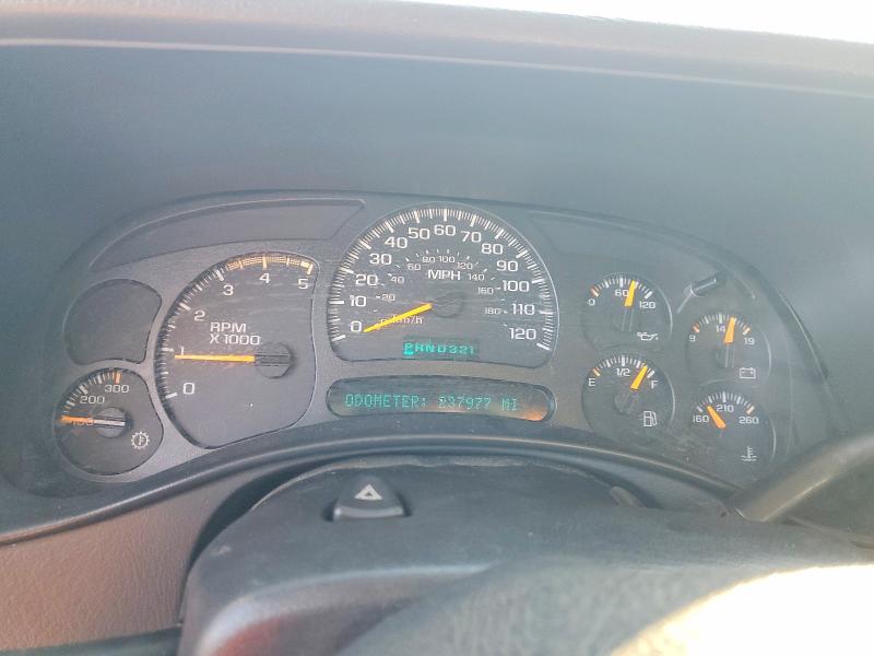 Photo 9 from auction – 2005 CHEVROLET SILVERADO with VIN 1GCHK23285F952593