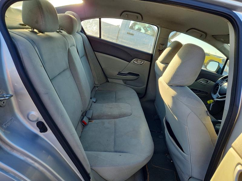Photo 10 from auction – 2012 HONDA CIVIC with VIN 2HGFB2F55CH323478