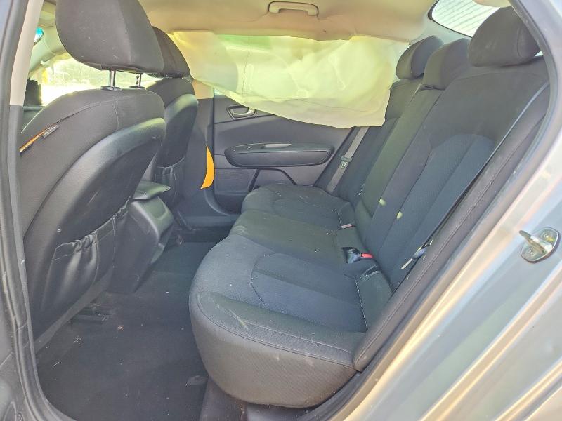 Photo 10 from auction – 2018 KIA OPTIMA with VIN 5XXGT4L3XJG225545