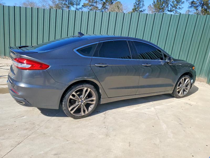 Photo 3 from auction – 2020 FORD FUSION with VIN 3FA6P0D92LR206395