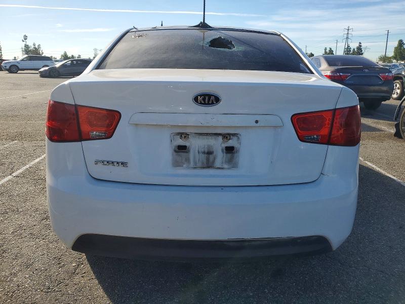 Photo 6 from auction – 2013 KIA FORTE LX with VIN KNAFT4A2XD5677703