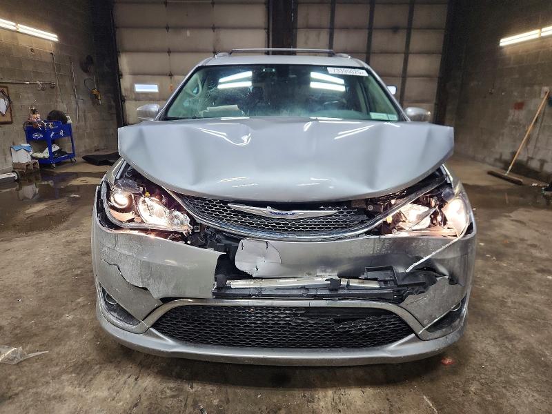 Photo 5 from auction – 2019 CHRYSLER PACIFICA T with VIN 2C4RC1BGXKR651272