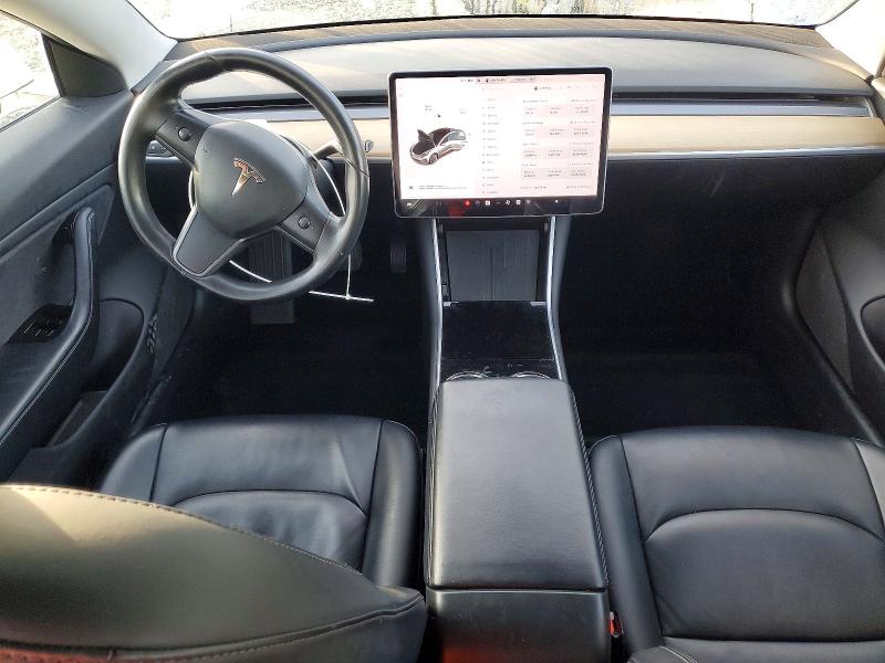 Photo 8 from auction – 2018 TESLA MODEL 3 with VIN 5YJ3E1EA2JF015270