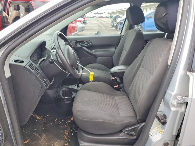 Photo 7 from auction – 2006 FORD FOCUS ZX5 with VIN 1FAHP37N96W233274
