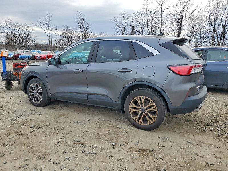 Photo 2 from auction – 2022 FORD ESCAPE SEL with VIN 1FMCU9H60NUA96271
