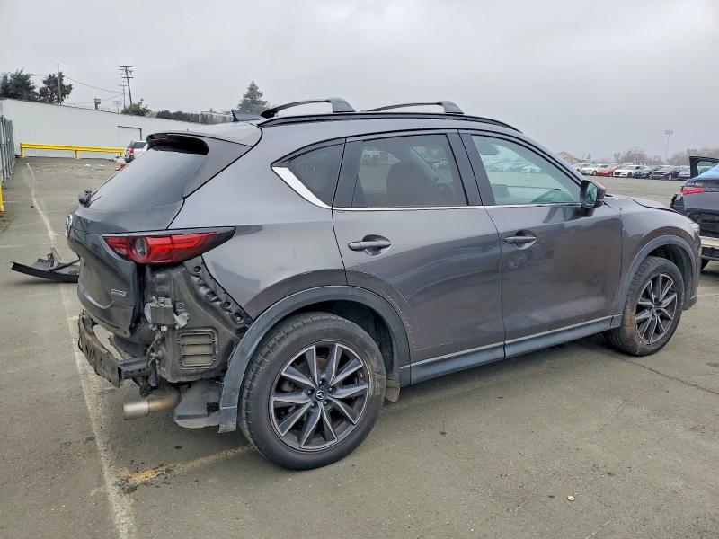 Photo 3 from auction – 2017 MAZDA CX-5 GRAND with VIN JM3KFBDL1H0105625